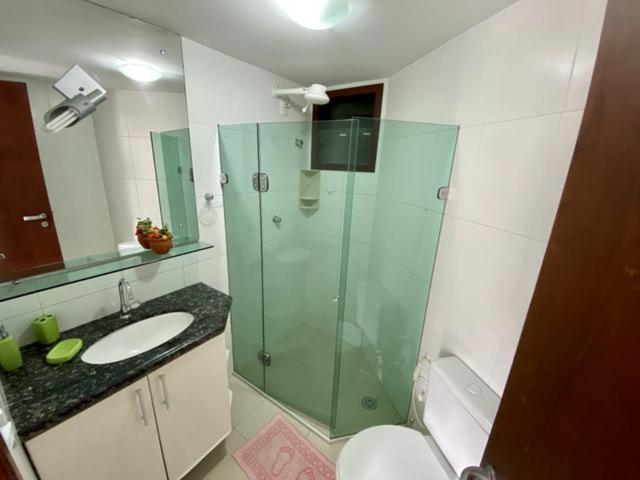 Na Beira De Pajucara - Edificio Casa Bela - Aparamento Com 02 Quartos - Possui Varanda - Vista Lateral Do Mar- Avenida Doutor Antonio Gouveia 77-Consumo Eletrico E Pago No Ckeck-Out- 1 Kwh E 1,35 Reais - Tem Tela De Protecao Na Varanda E Janelas Maceió Esterno foto
